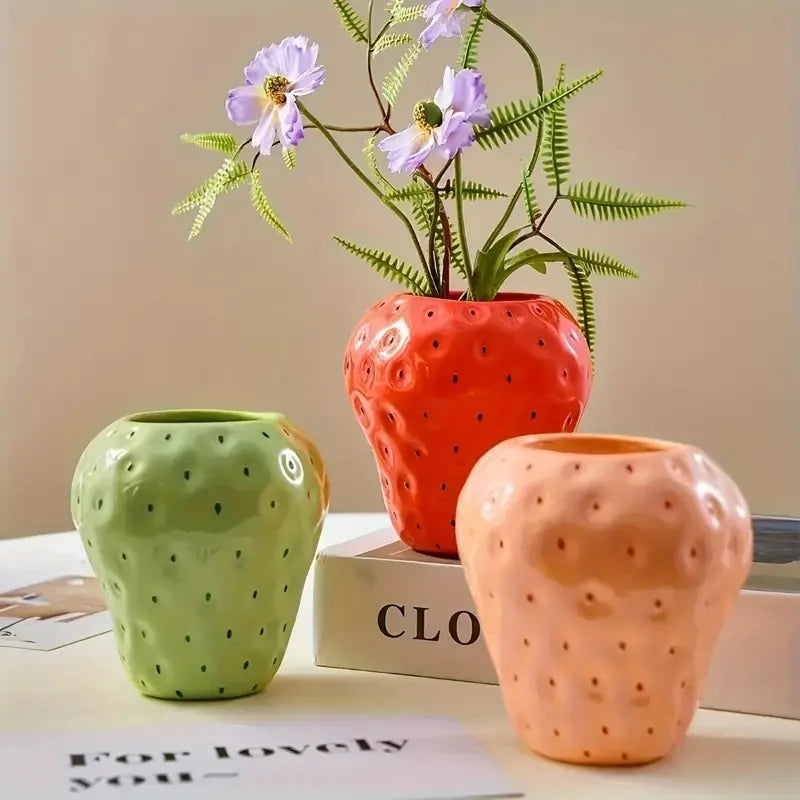 Creative Strawberry-Shaped Vase for Flower Arrangement, Living Room Home Decoration, Decorative Flower Pot